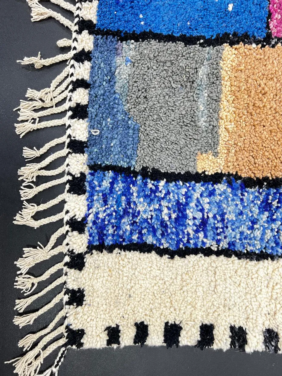 Tapis de couloir berbère Volubilis multicolore au dessin abstrait, vue 3 sur 4