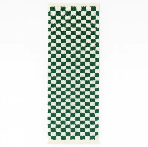 Tapis de couloir berbère Zegga vert et blanc à damier — tapis berbères contemporains