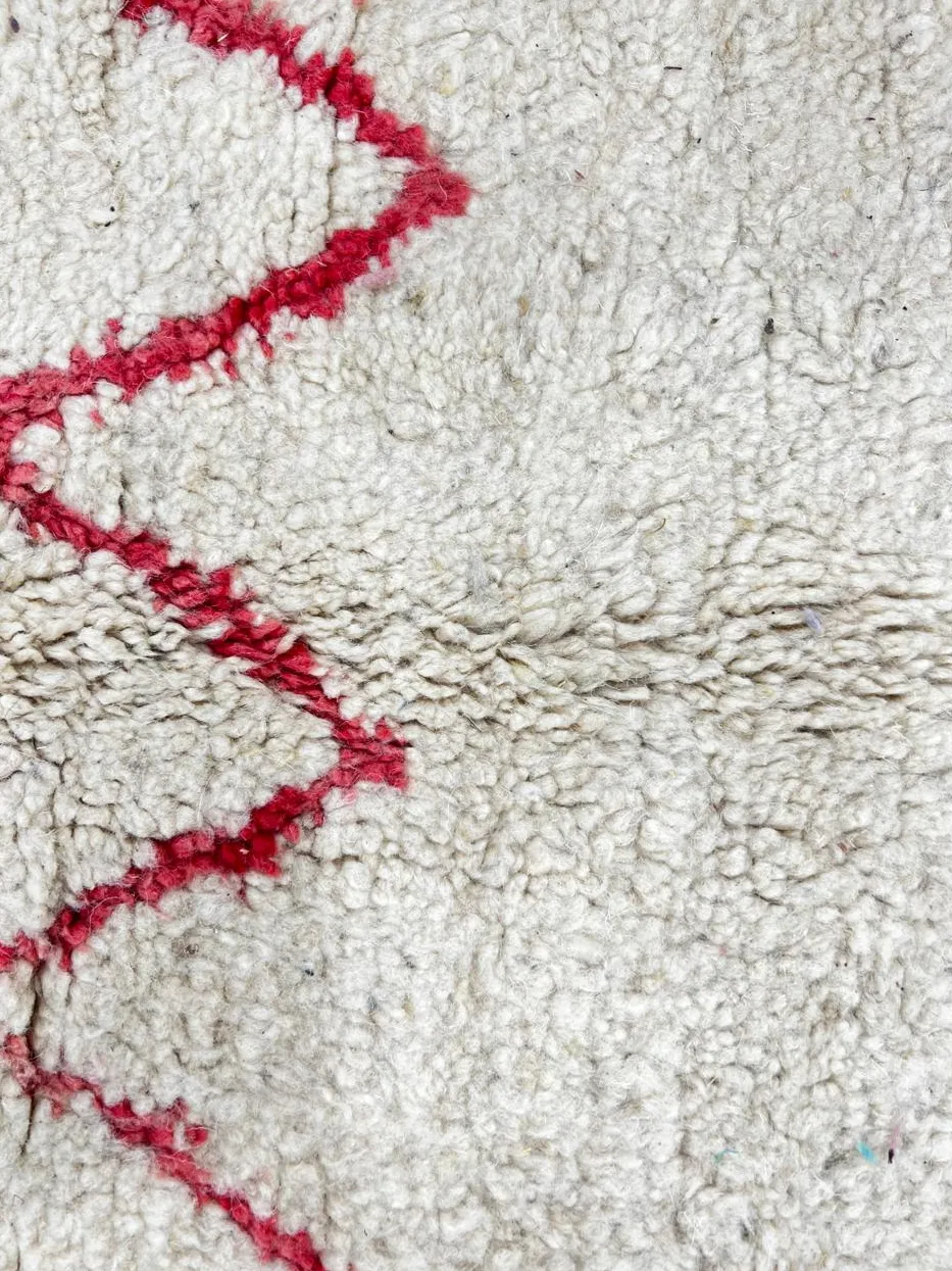 Tapis de couloir berbère Ziri rouge et noir à lignes, vue 4 sur 4