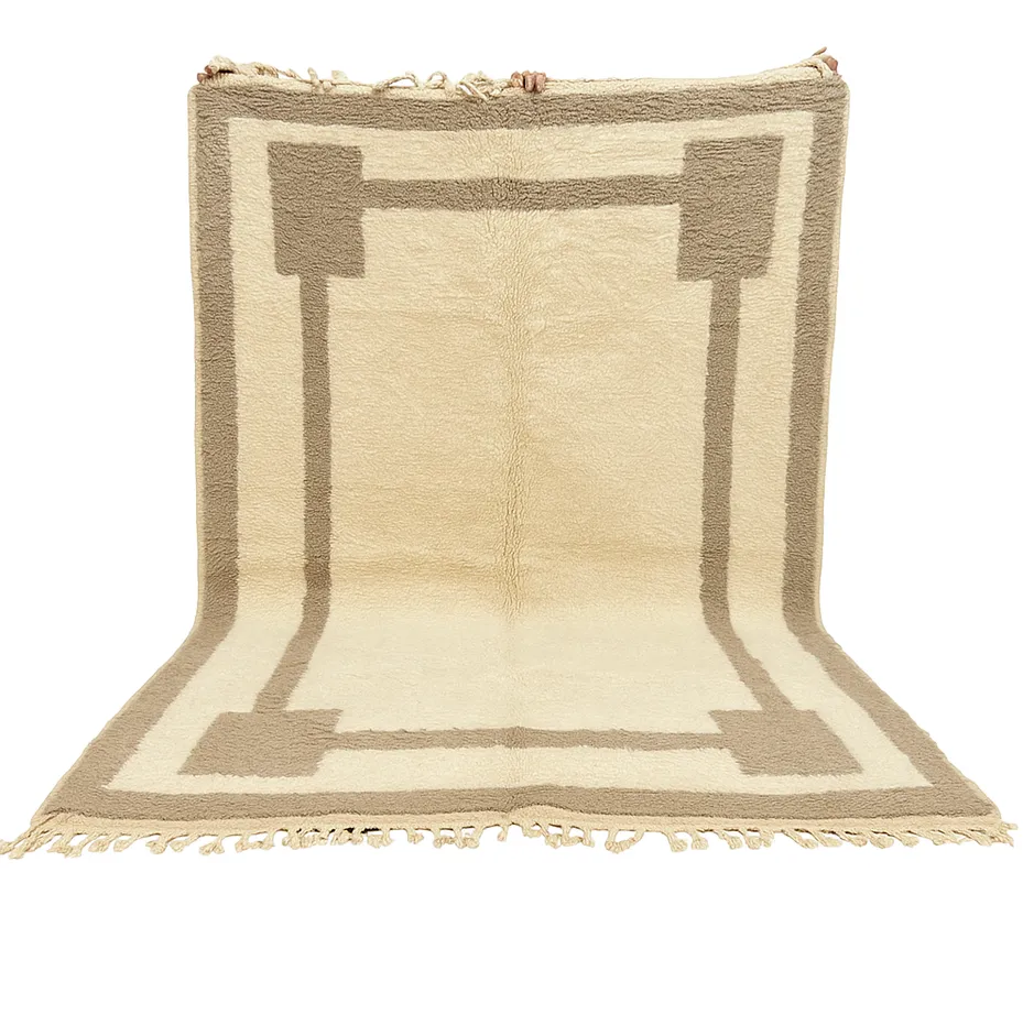 Tapis Mrirt Mgoun beige uni — tapis mrirt tissé à la main