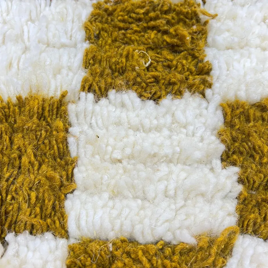 Tapis Mrirt Oukaïm vert à damier, vue 3 sur 3