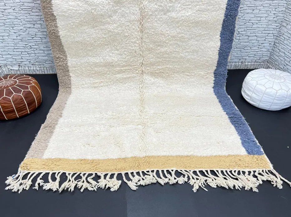 Tapis Mrirt Taddart beige uni, vue 3 sur 4