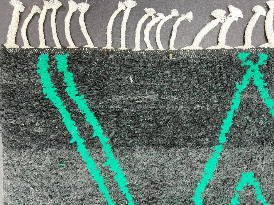 Tapis Mrirt Tanit vert à losanges, vue 4 sur 4
