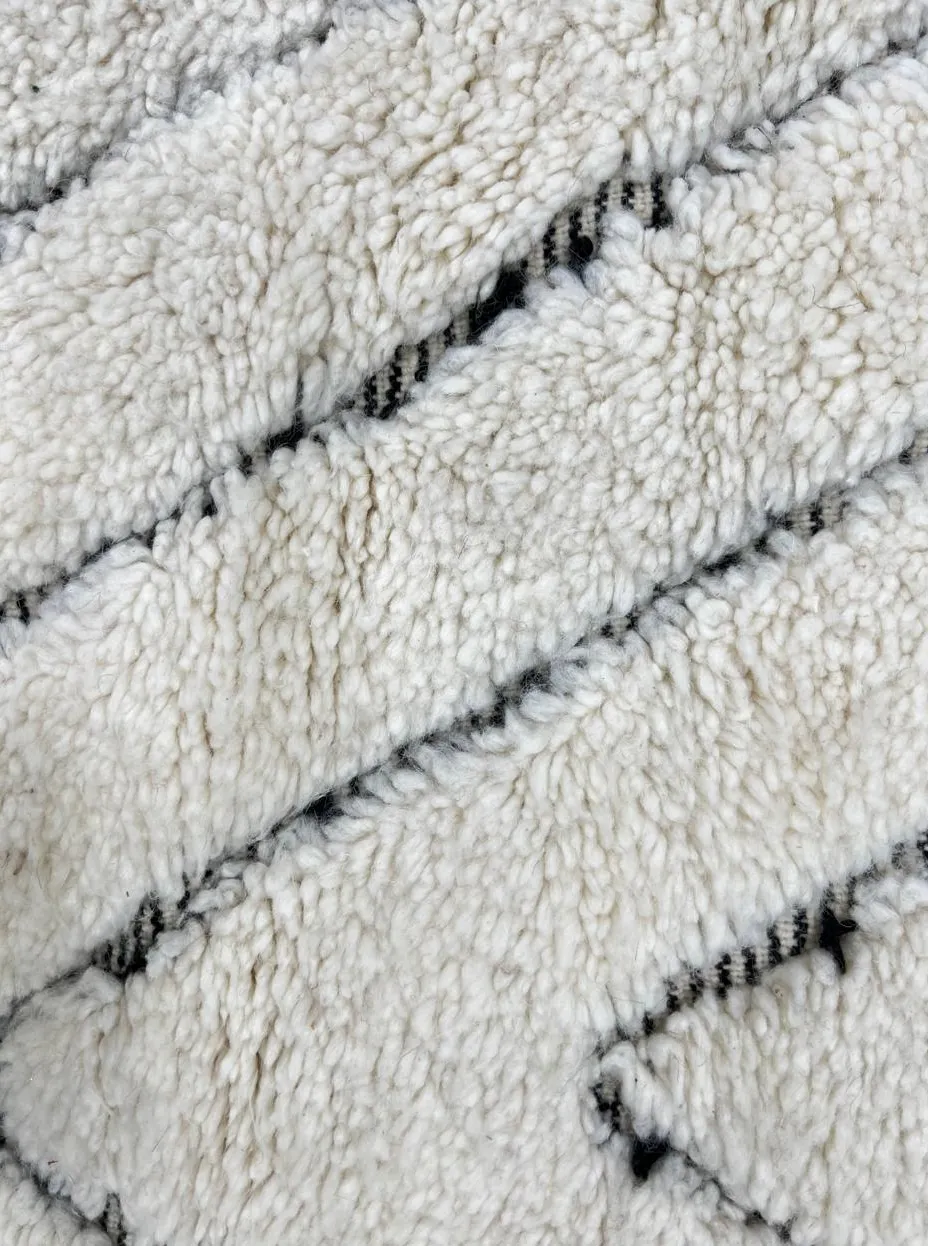 Tapis rond Beni Ouarain Ouanoukrim blanc à losanges, vue 4 sur 4