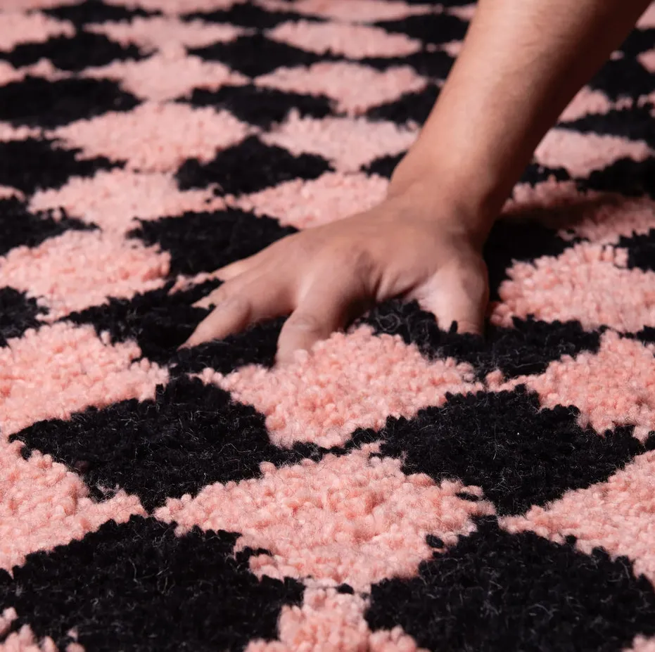 Tapis rond Beni Ouarain Tagleft rose, vue 7 sur 7