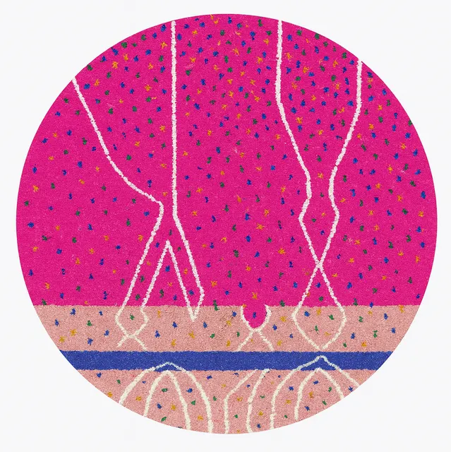 Tapis rond berbère Anergui rose et multicolore — tapis berbères contemporains