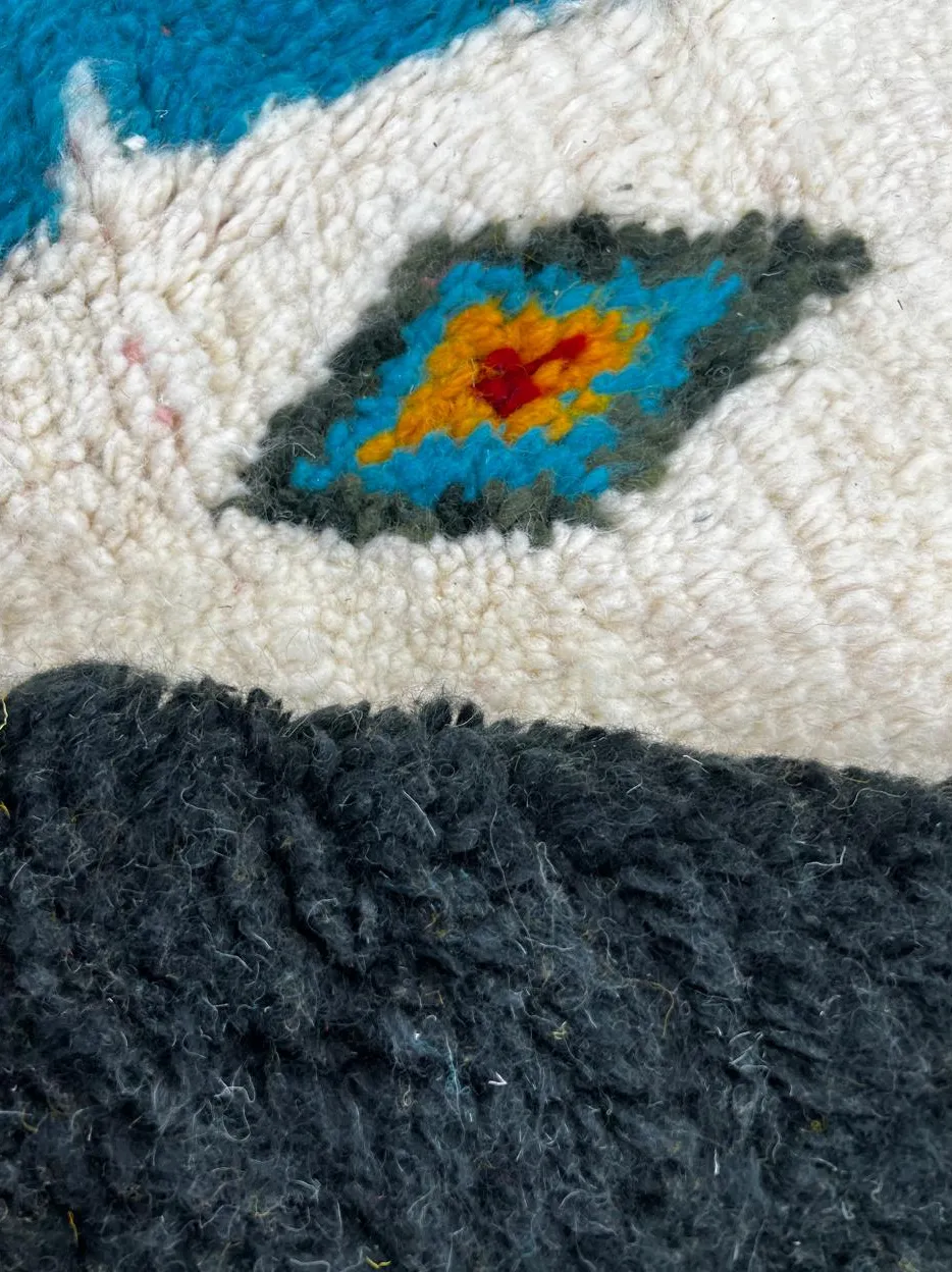 Tapis rond berbère Azigza, vue 3 sur 4