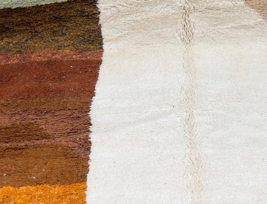 Tapis rond berbère Ijoukak aux motifs géométriques, vue 3 sur 4