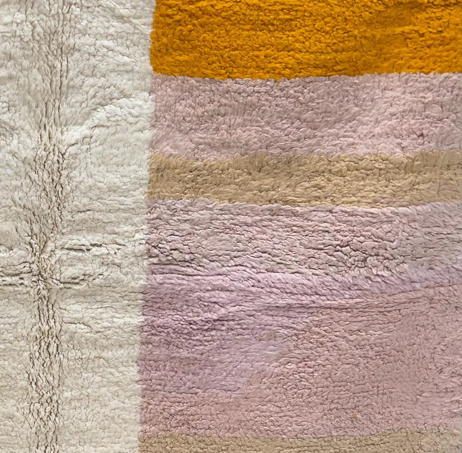 Tapis rond berbère Ijoukak aux motifs géométriques, vue 4 sur 4