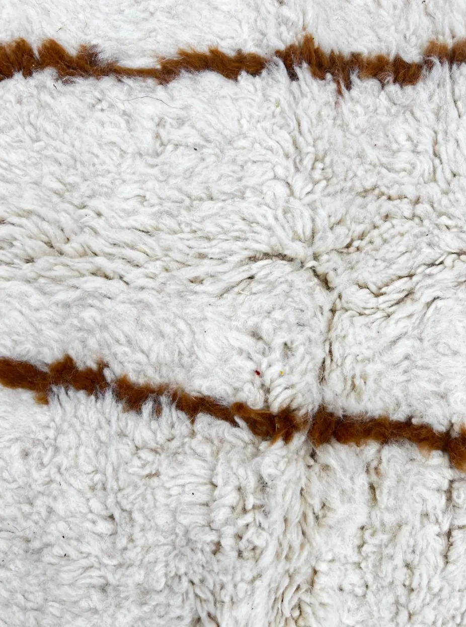 Tapis rond berbère Loukkos uni, vue 4 sur 4