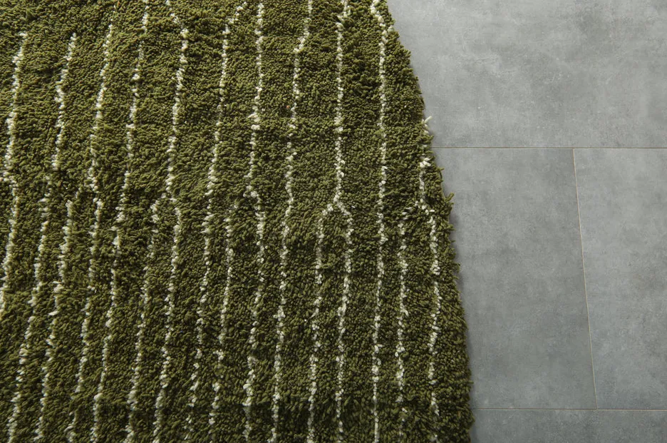 Tapis rond berbère Ouanoukrim vert, vue 6 sur 7