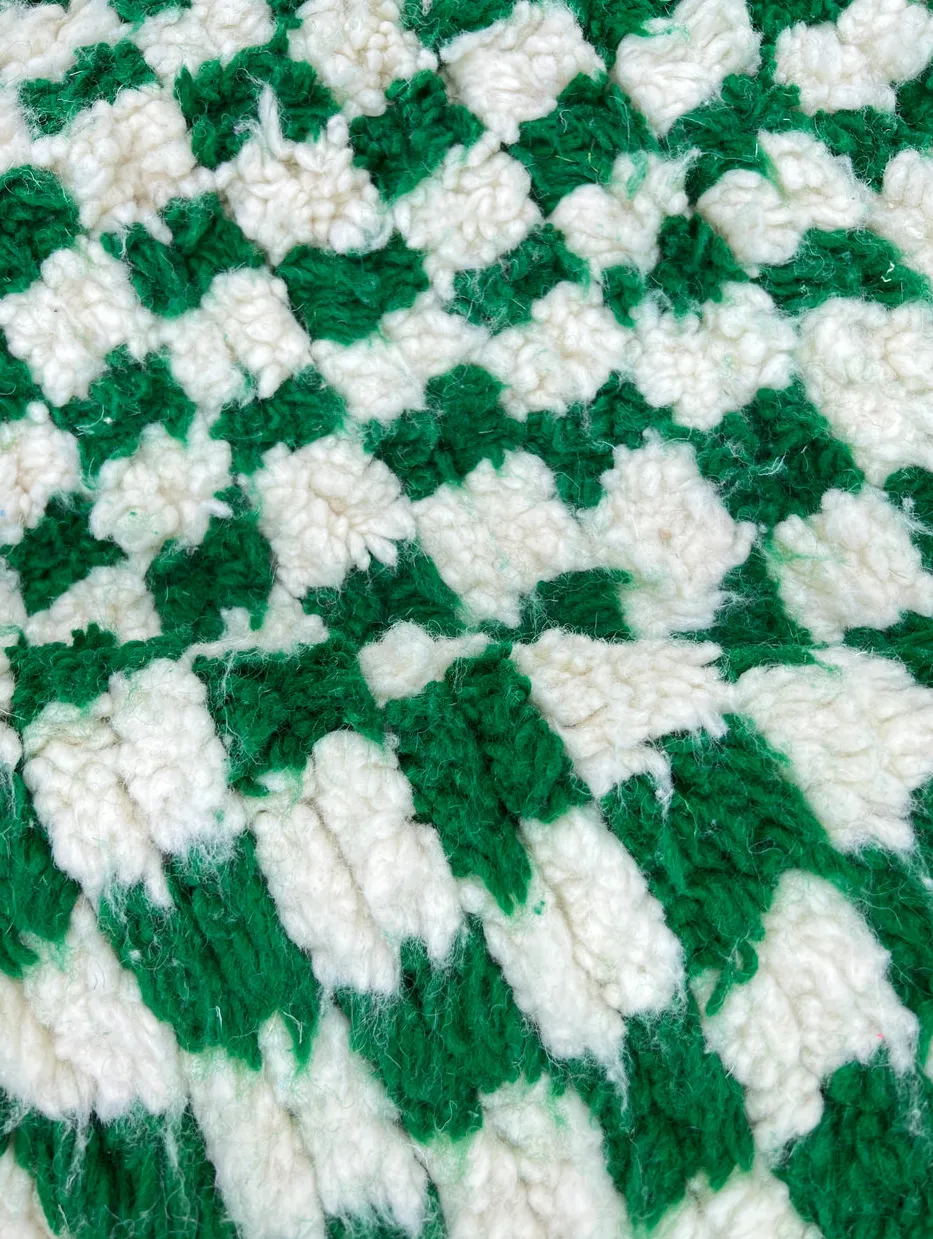 Tapis rond berbère Sidi-Ali vert à damier II, vue 3 sur 3