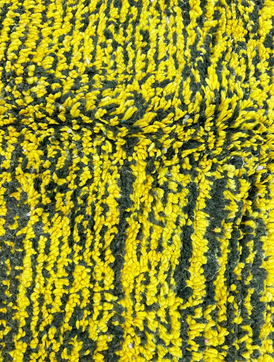 Tapis rond berbère Tagant jaune à lignes, vue 4 sur 4