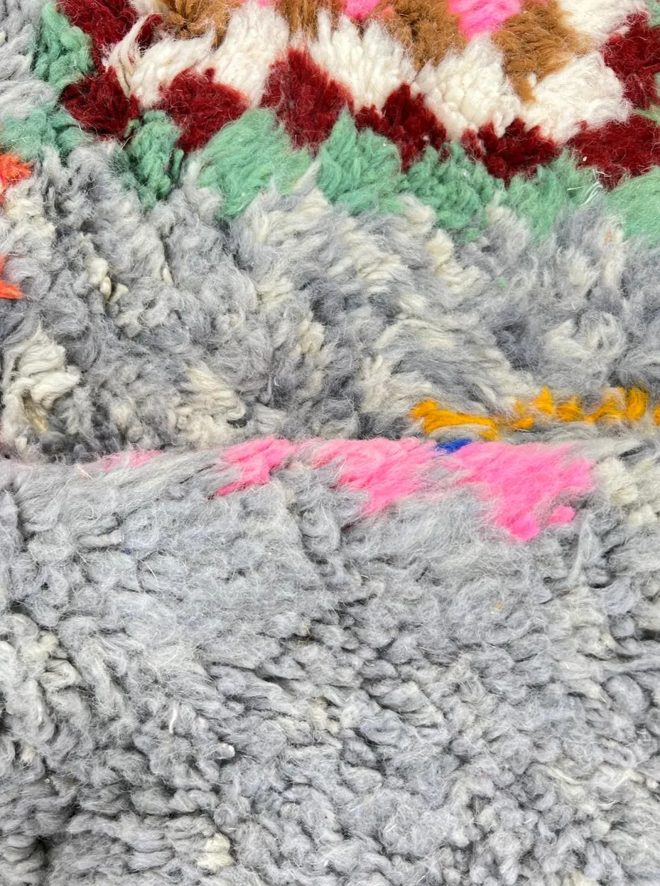 Tapis rond berbère Taliouine gris et multicolore, vue 3 sur 4
