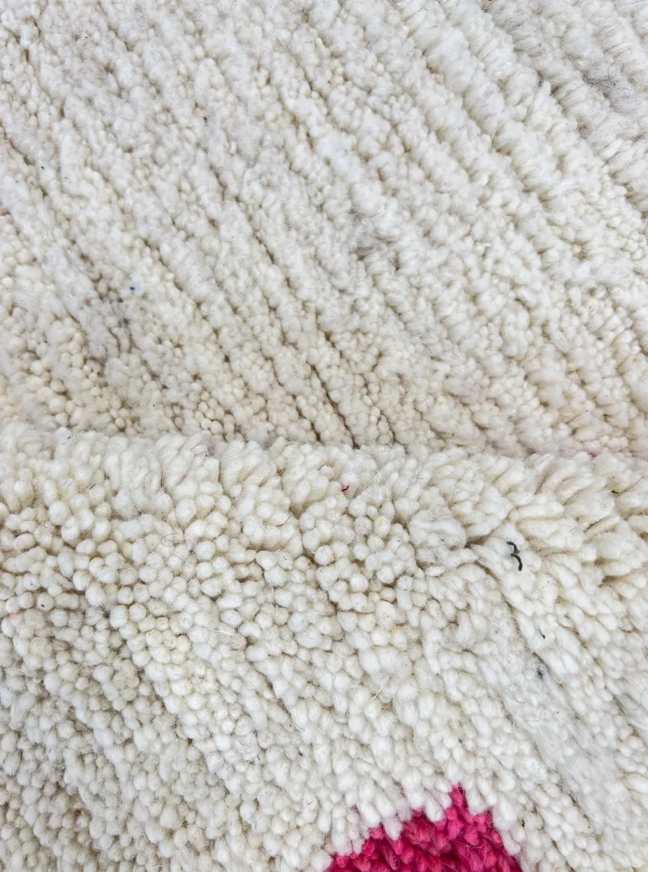 Tapis rond berbère Tamda crème et multicolore, vue 3 sur 4