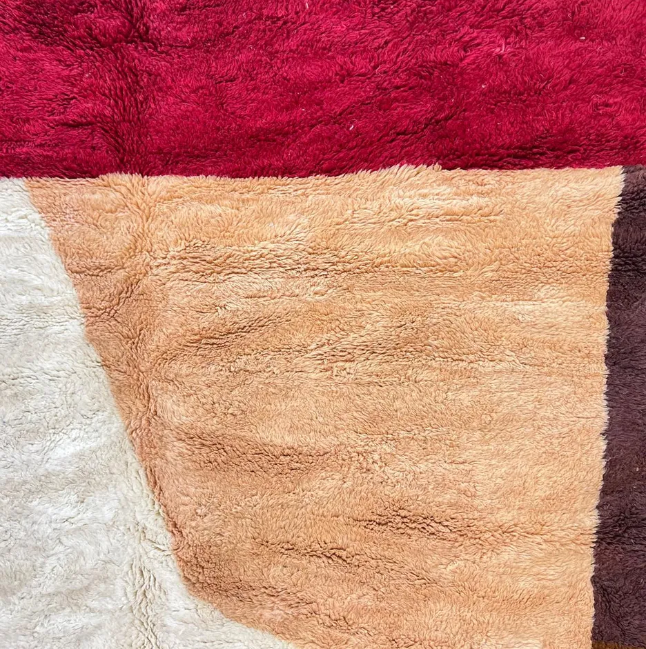Tapis rond berbère Thiya au dessin abstrait, vue 3 sur 4