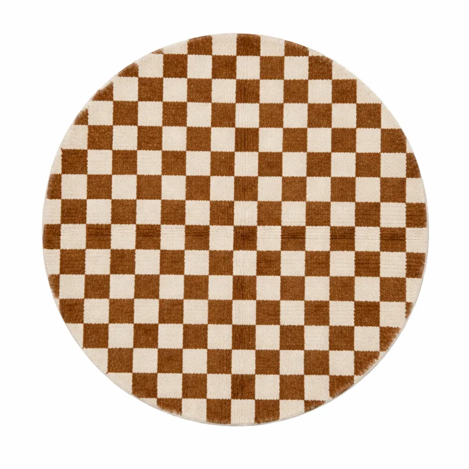 Tapis rond berbère Tifawt marron à damier — tapis berbères contemporains tissé à la main