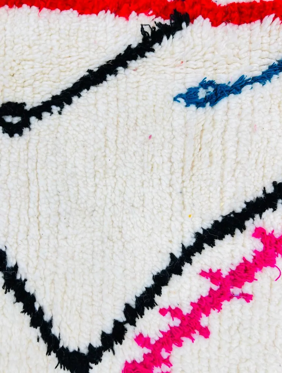 Tapis rond berbère Tiwul aux motifs géométriques, vue 4 sur 4