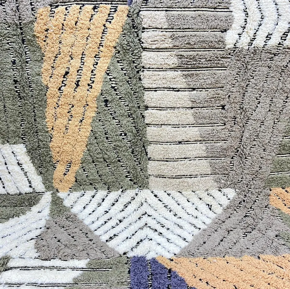Tapis rond berbère Udad aux motifs géométriques, vue 4 sur 4
